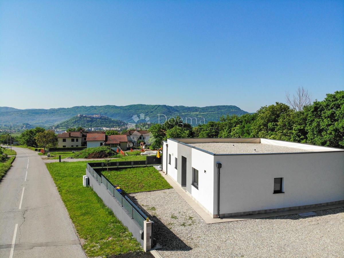 Hiša Buzet, 150m2