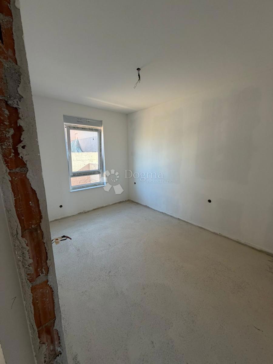 Stanovanje Povljana, 82,90m2