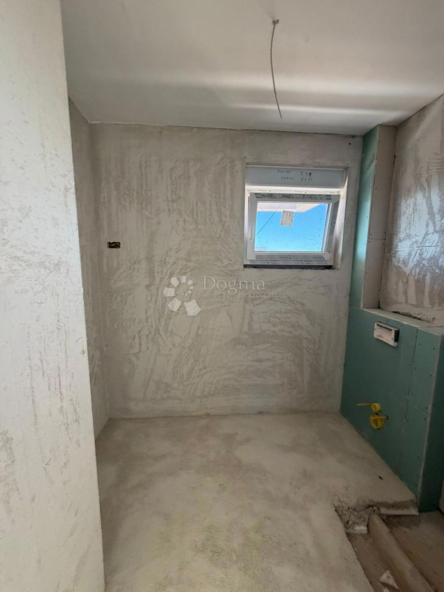 Stanovanje Povljana, 82,90m2