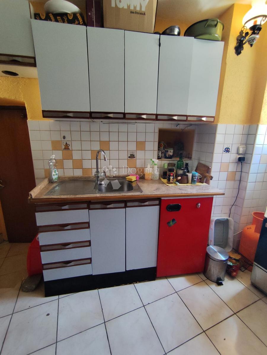 Hiša Prvić Šepurine, Vodice, 90m2