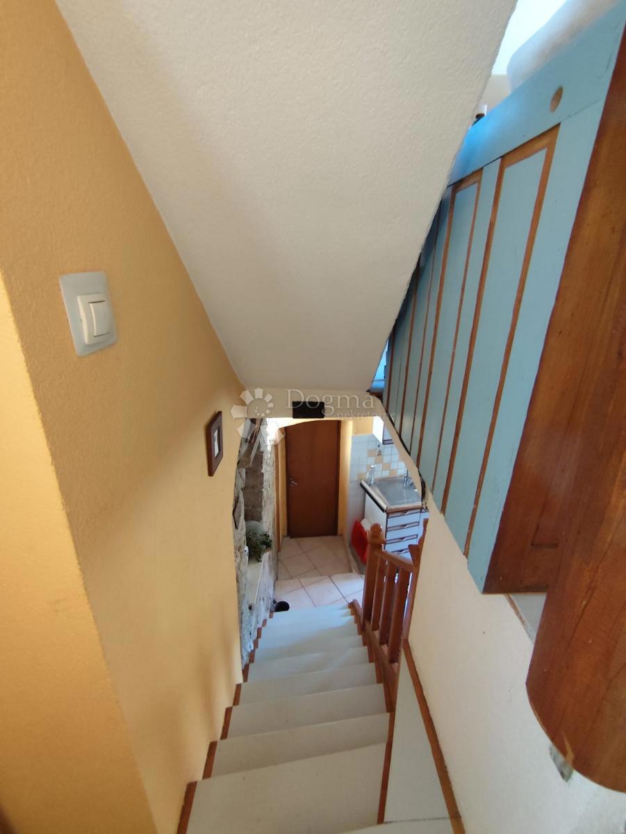 Hiša Prvić Šepurine, Vodice, 90m2