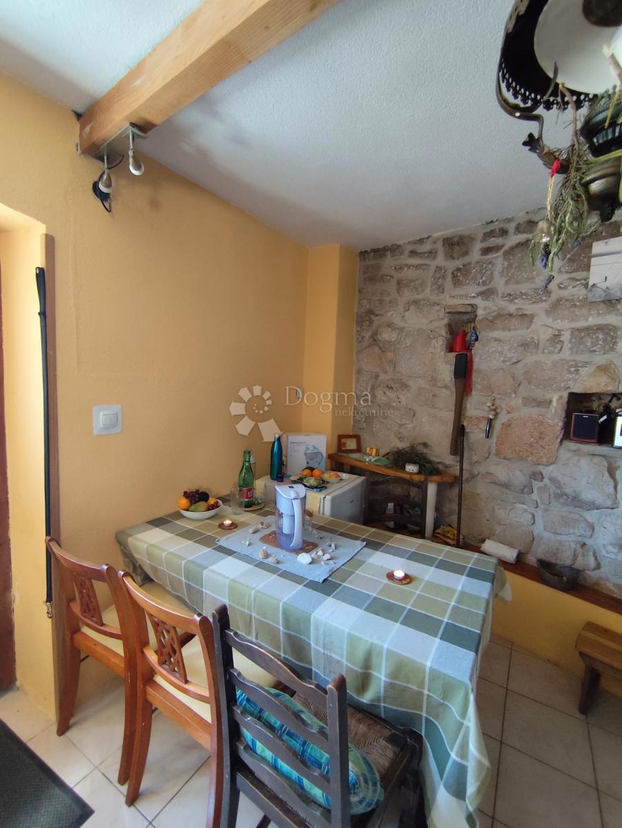 Hiša Prvić Šepurine, Vodice, 90m2