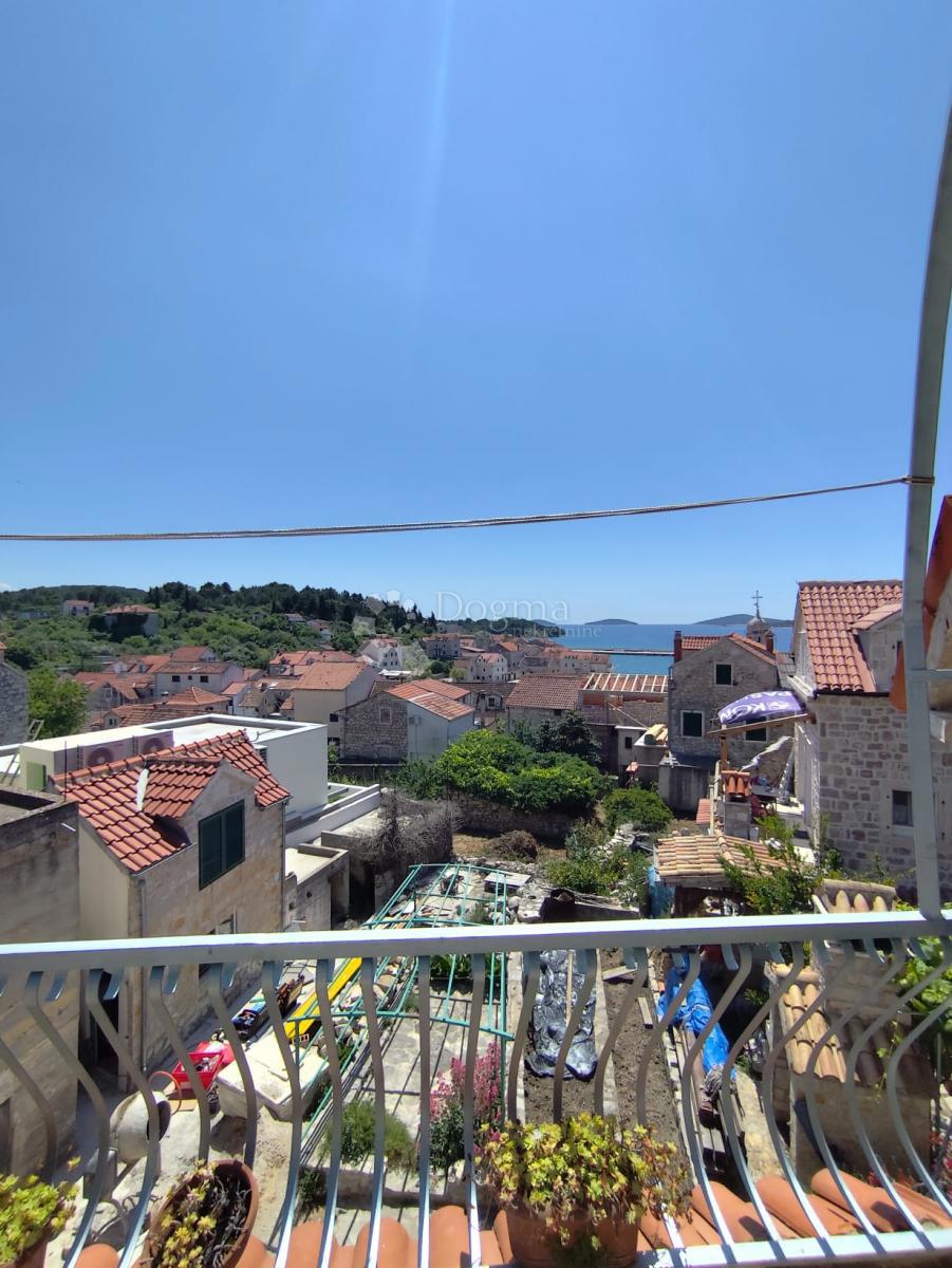 Hiša Prvić Šepurine, Vodice, 90m2