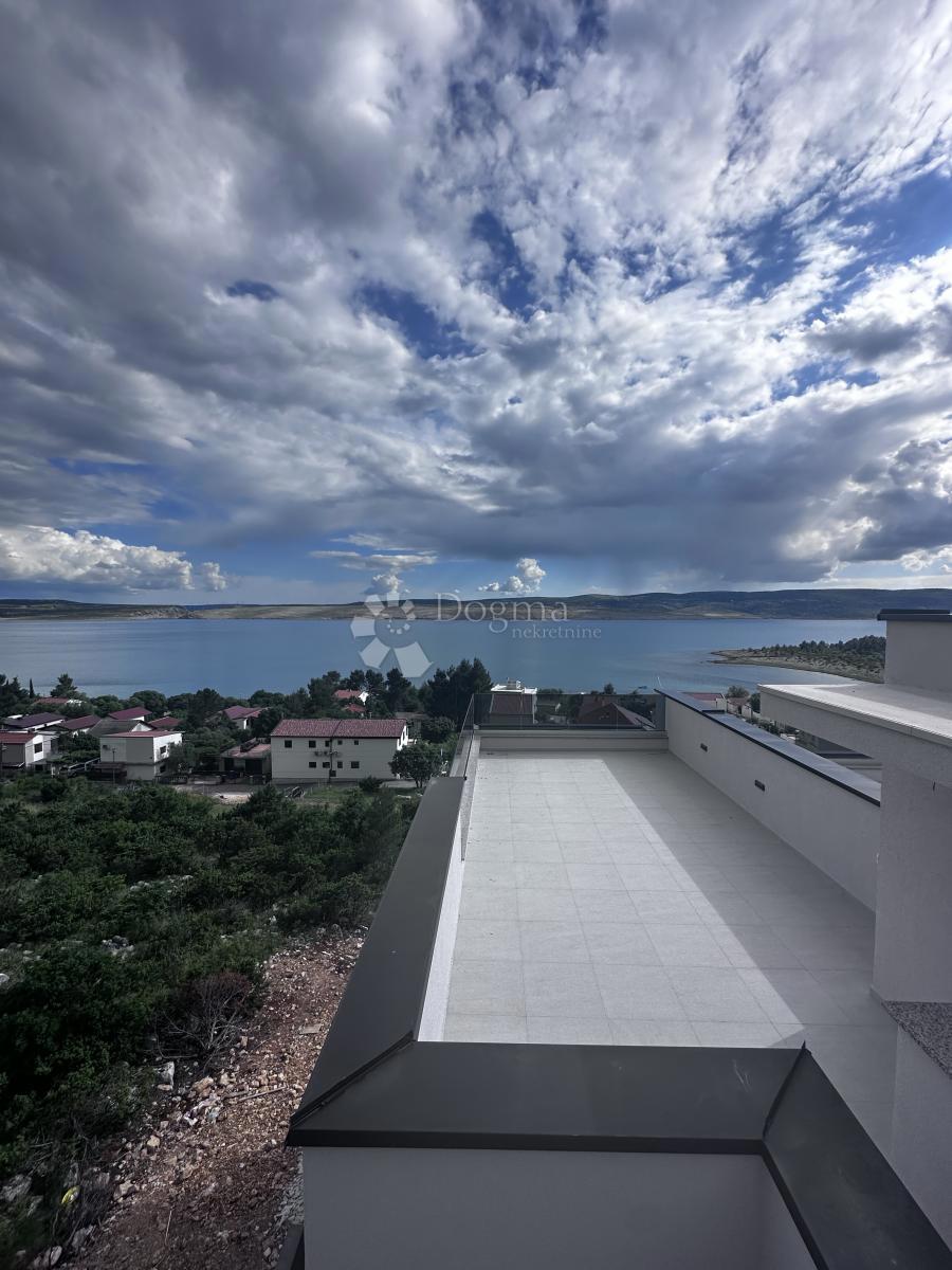 Apartma Seline, Starigrad, 187m2