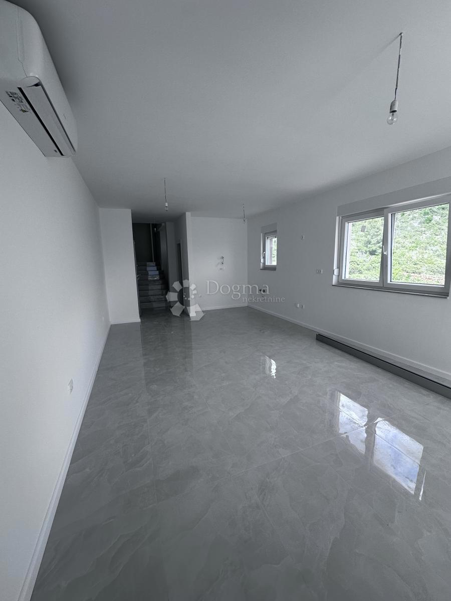 Apartma Seline, Starigrad, 187m2