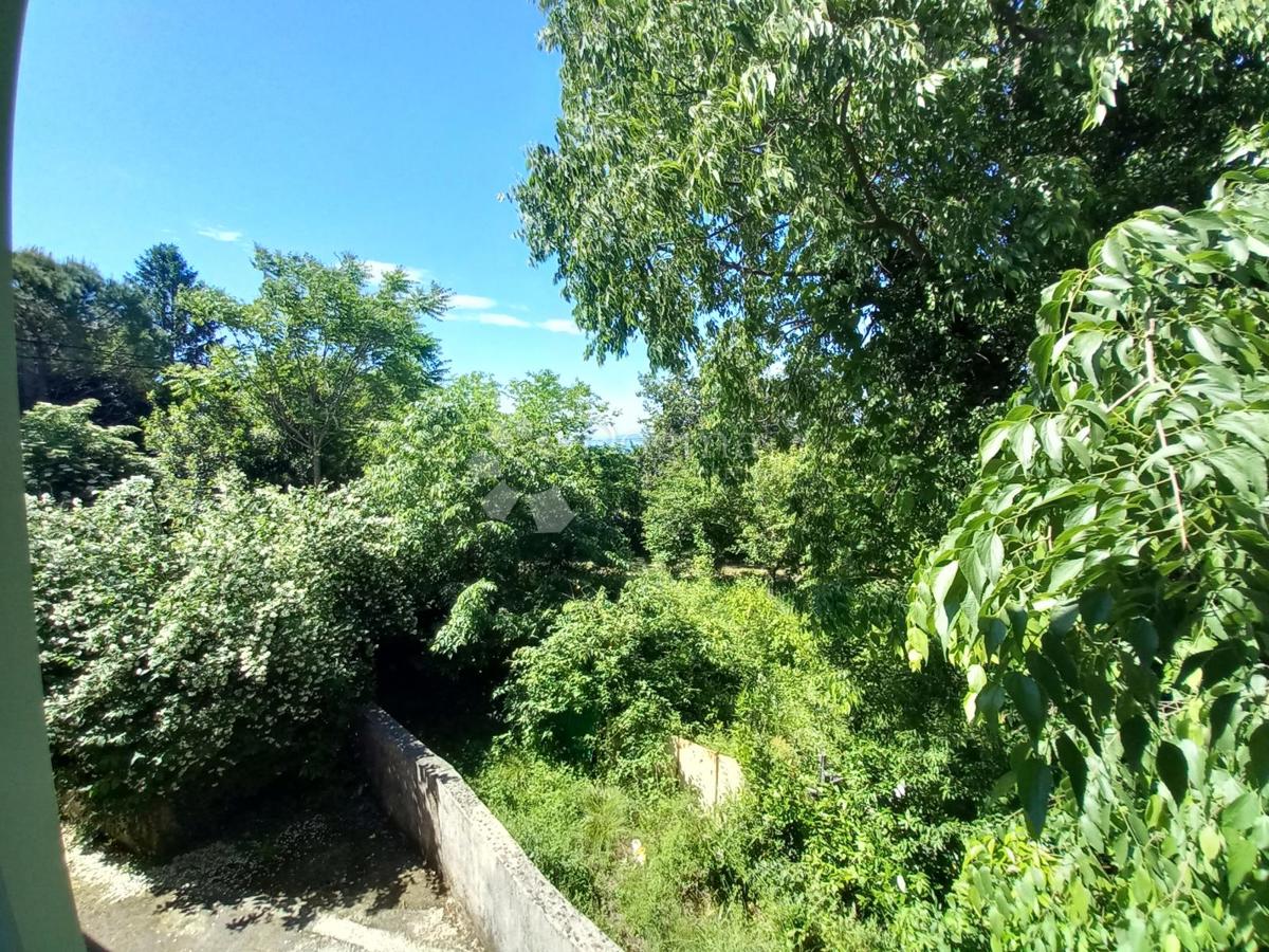 Reka, Kapitanovo, majhno stanovanje s teraso