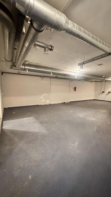 Poslovni prostor Firule, Split, 189,50m2