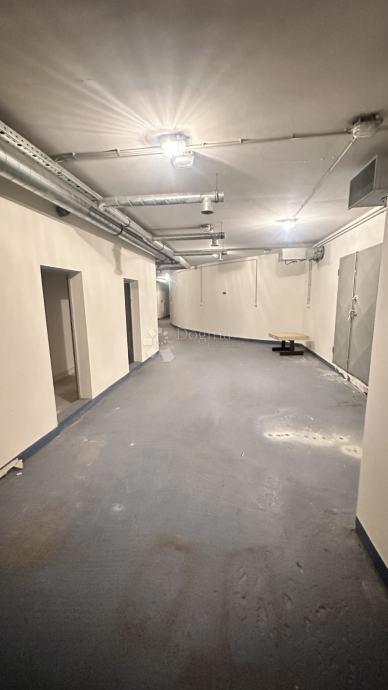 Poslovni prostor Firule, Split, 189,50m2