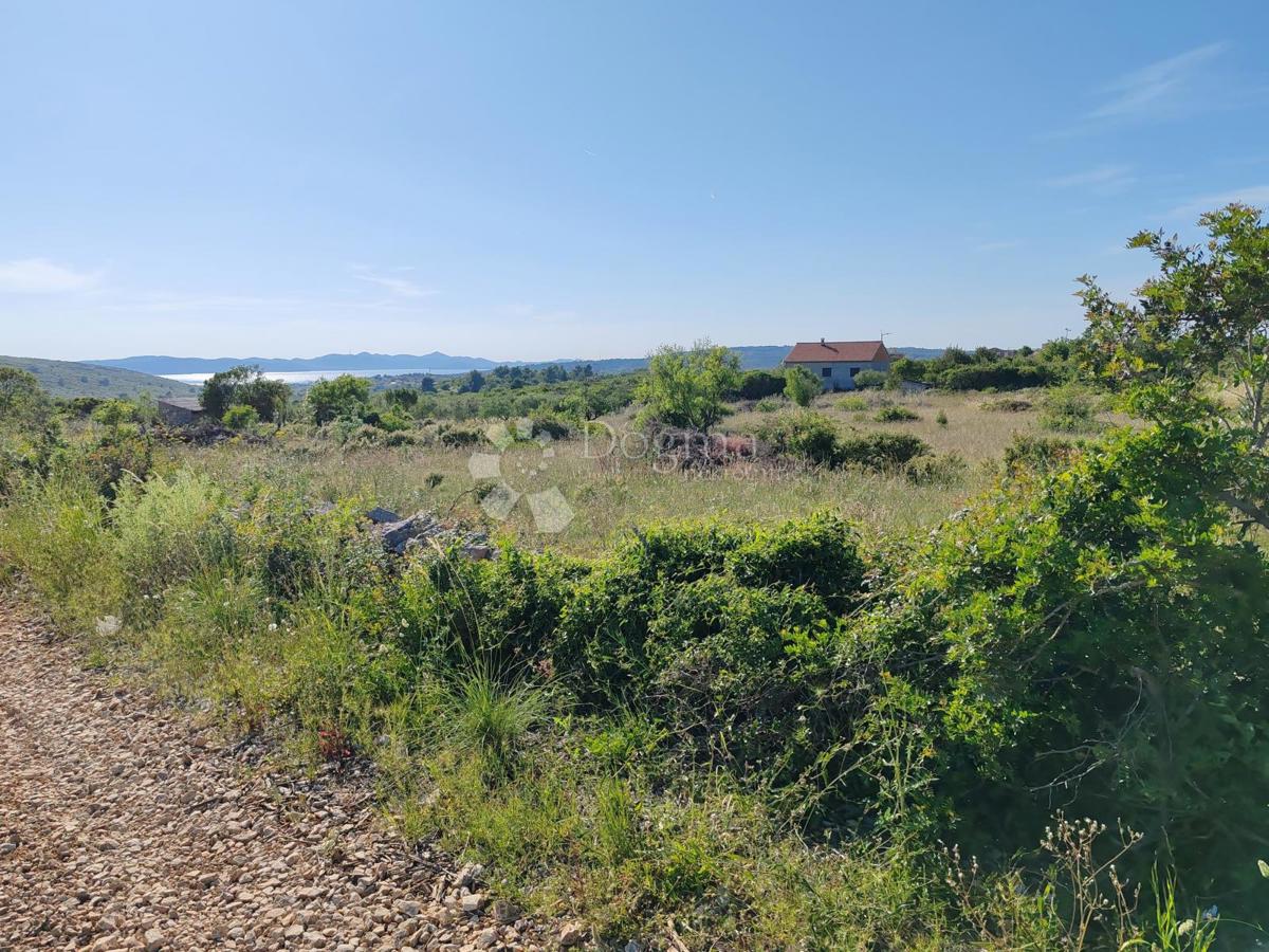 Zazidljivo zemljišče Debeljak, Sukošan, 7.992m2