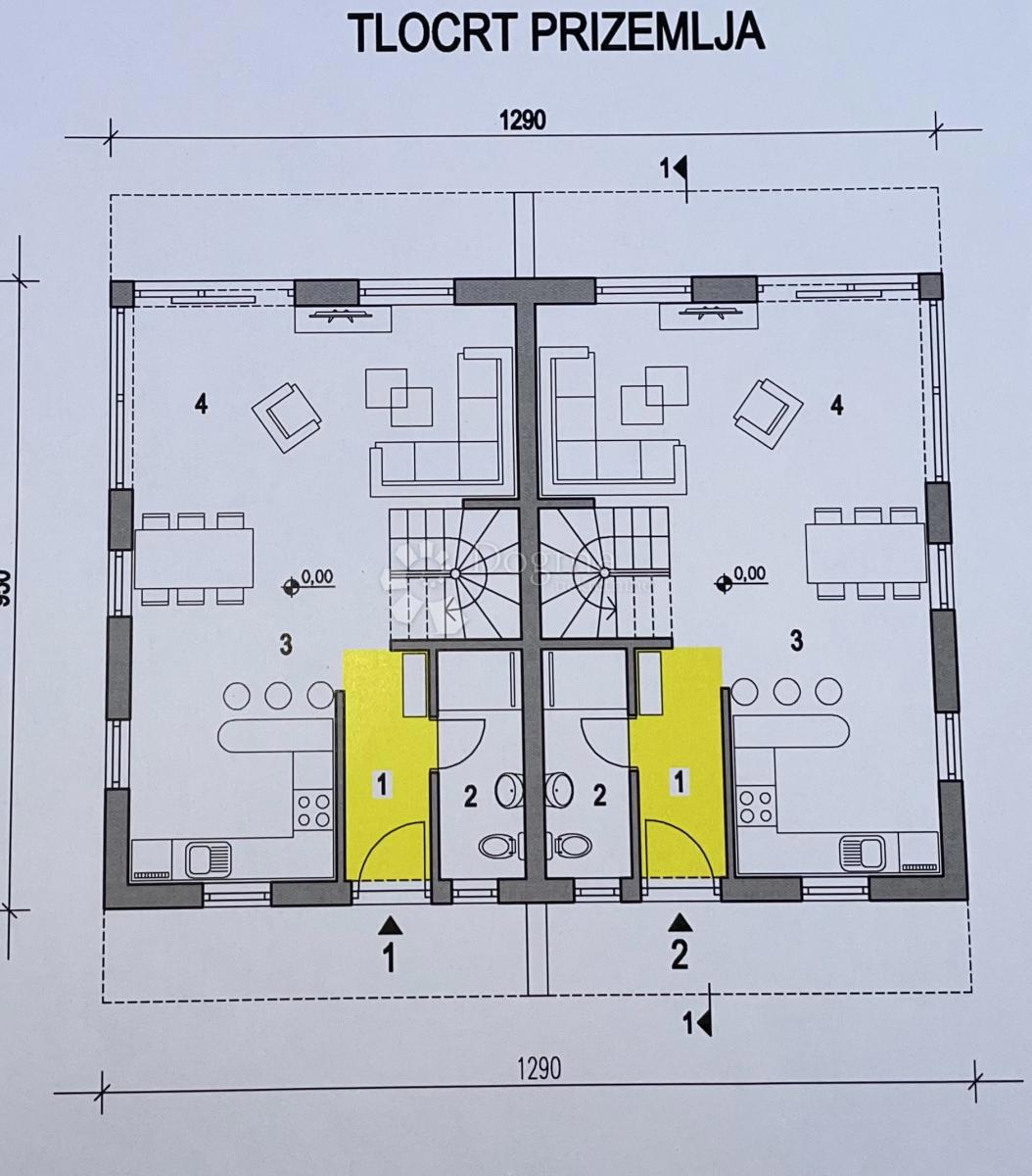 SODOBNA DVOJČKA VILA Z BAZENOM – 400 M OD MORJA
