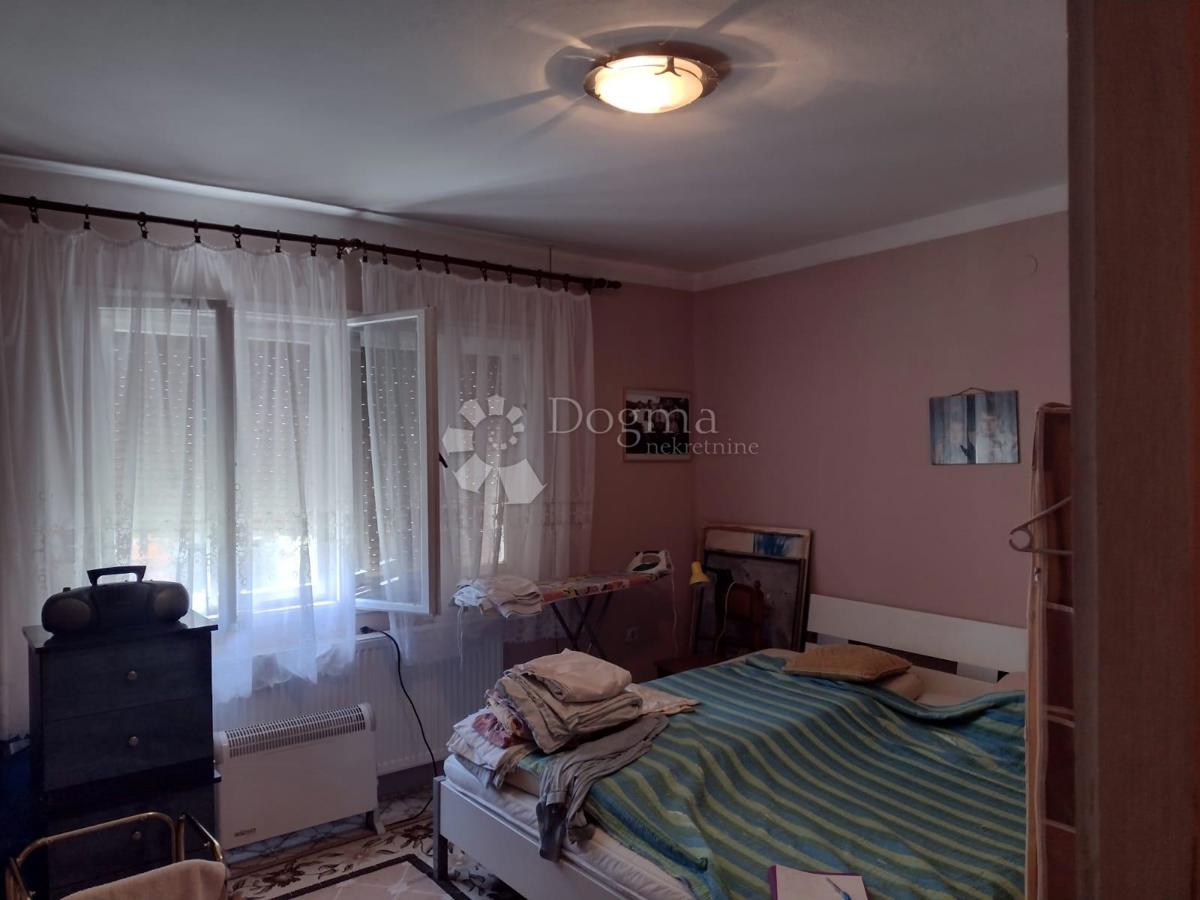 Hiša Krnjak, 200m2