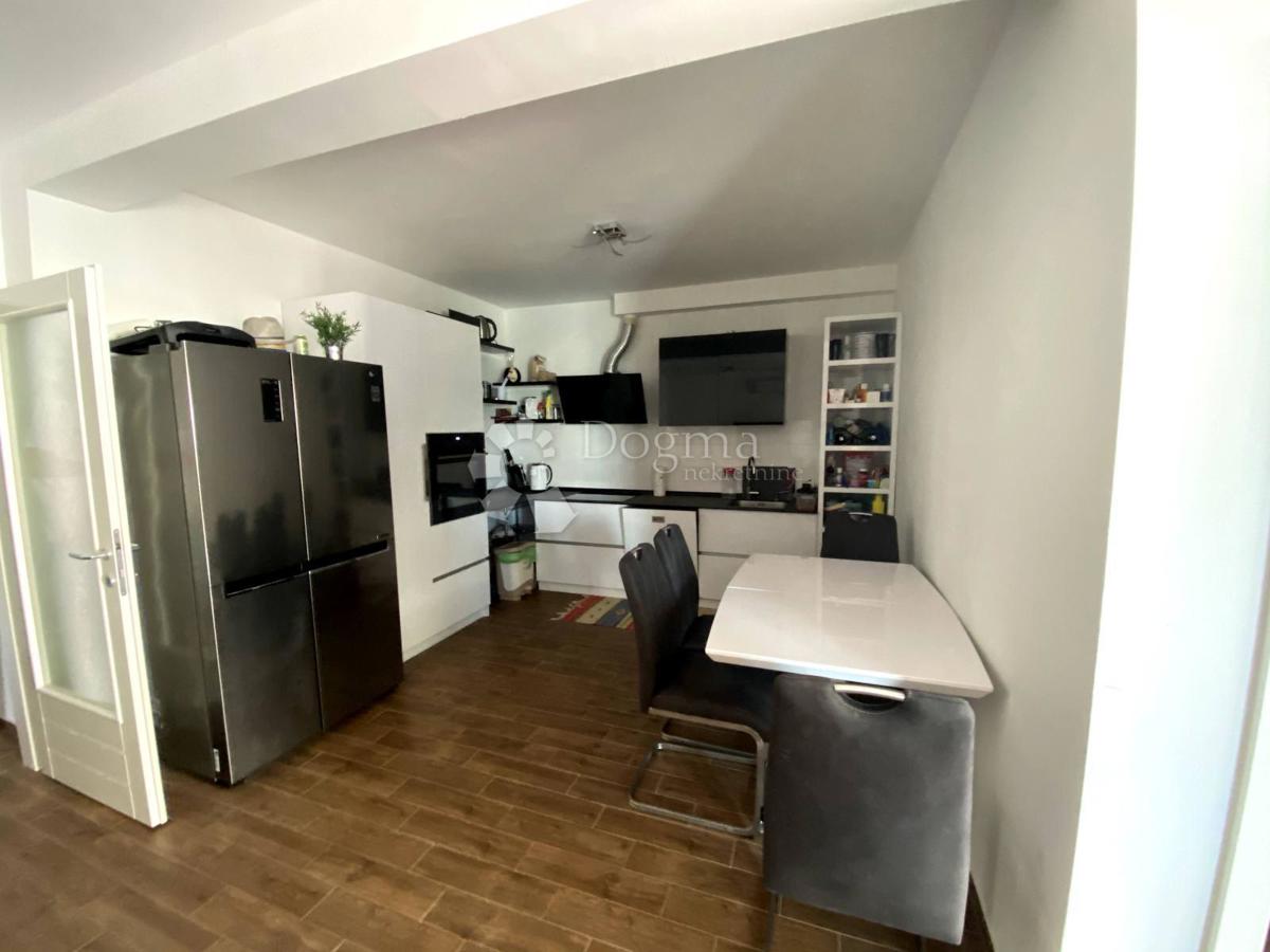 Apartma Mirca, Supetar, 68m2