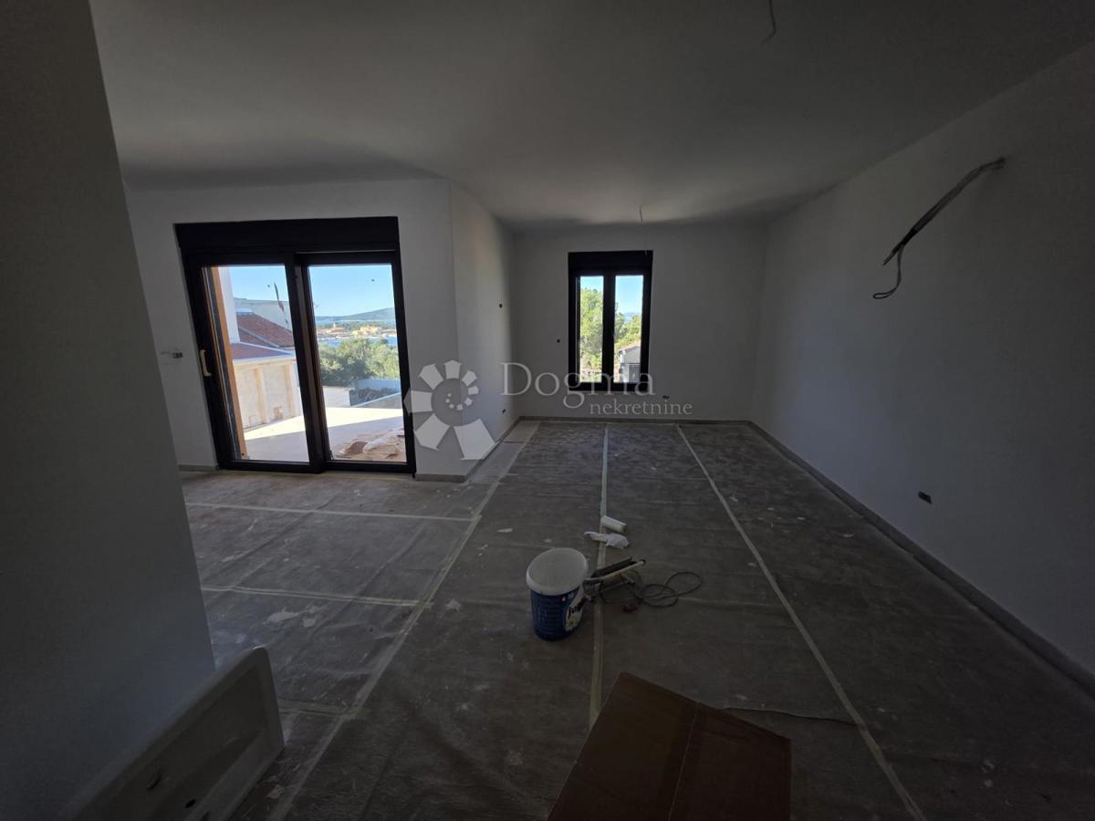 Stanovanje Brodarica, Šibenik - Okolica, 73m2