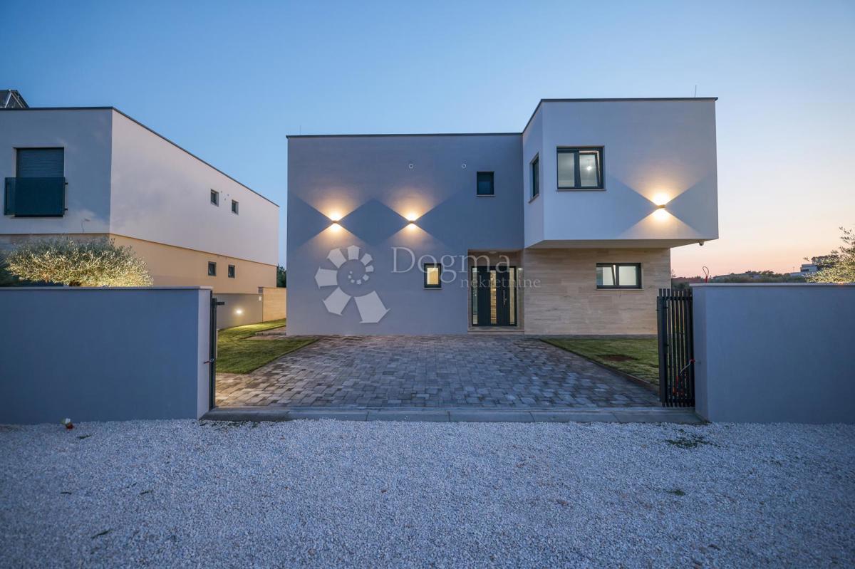 Hiša Vir, 200m2