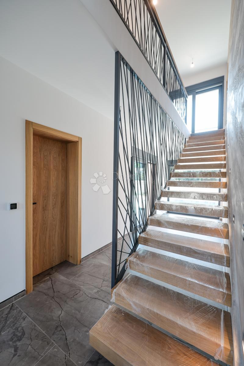 Hiša Vir, 200m2