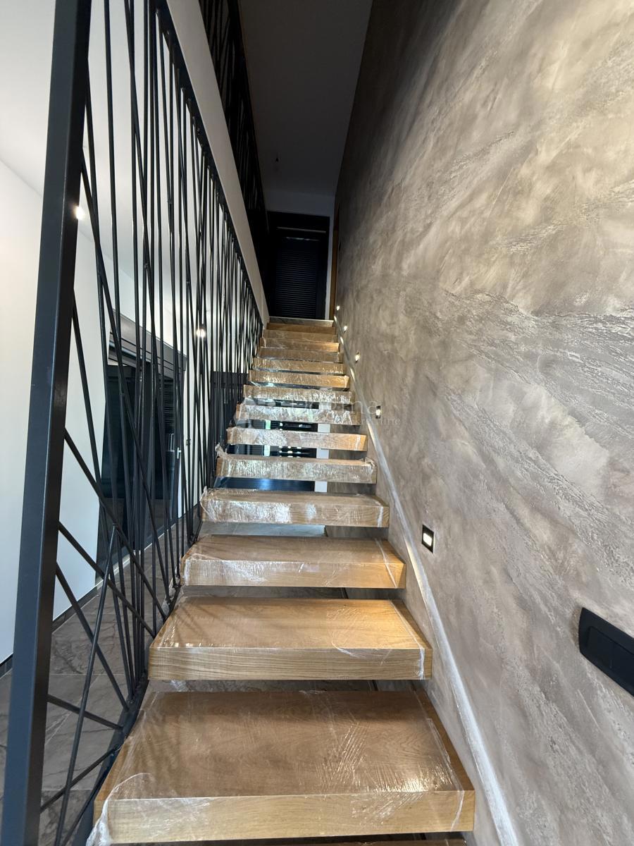 Hiša Vir, 200m2
