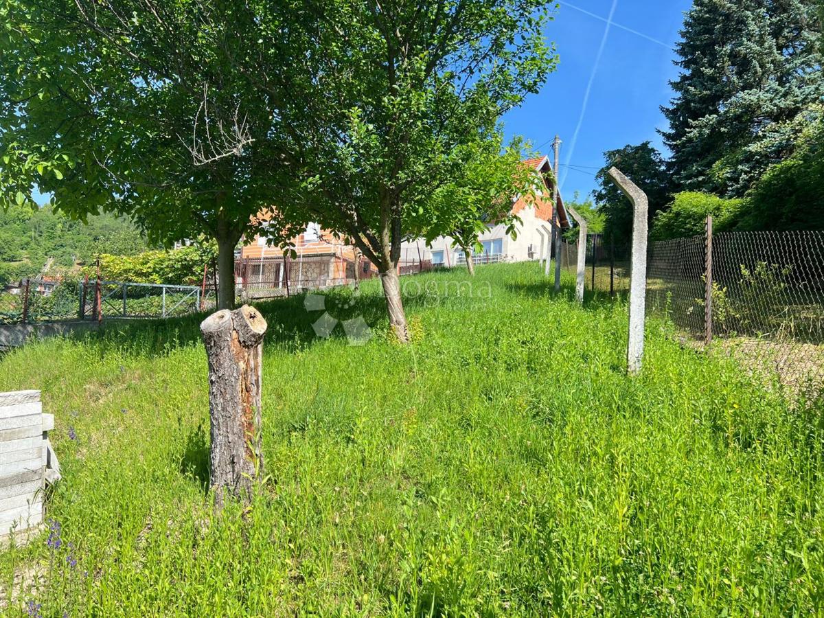 Zazidljivo zemljišče Prekvršje, Sesvete, 639m2
