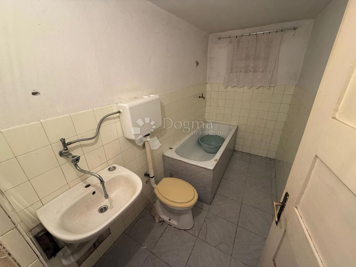 Hiša Strahoninec, 170m2