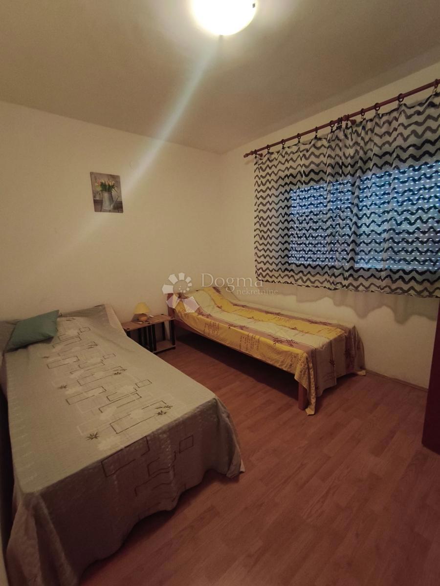 Hiša Okrug Gornji, Okrug, 349m2