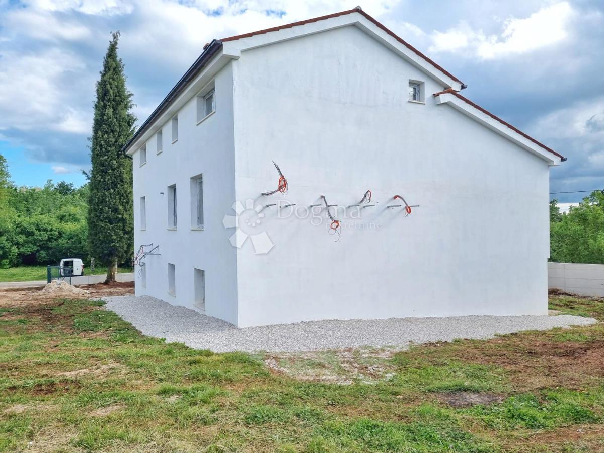 ODLIČNA HIŠA V FAZI ROHBAU - SAMO V PONUDBI DOGMA