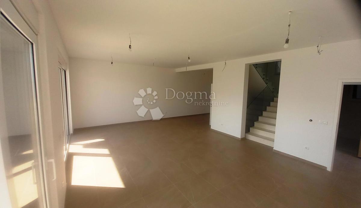 Hiša Veliko Brdo, Makarska, 226,90m2