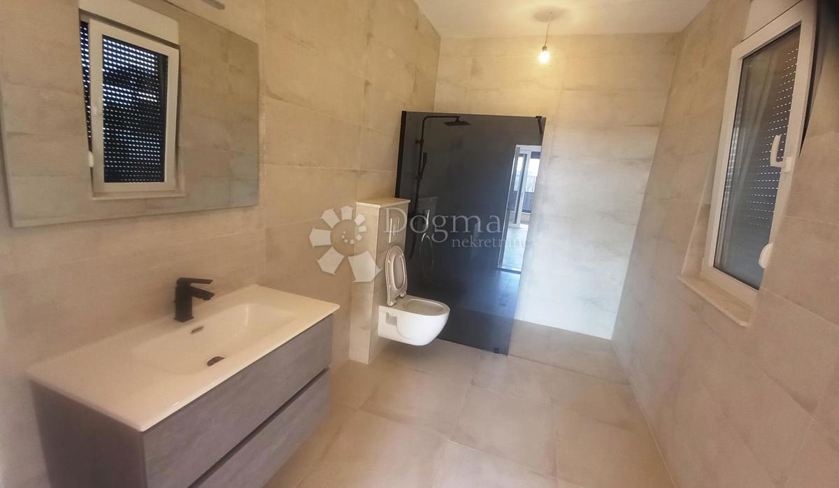 Hiša Veliko Brdo, Makarska, 226,90m2