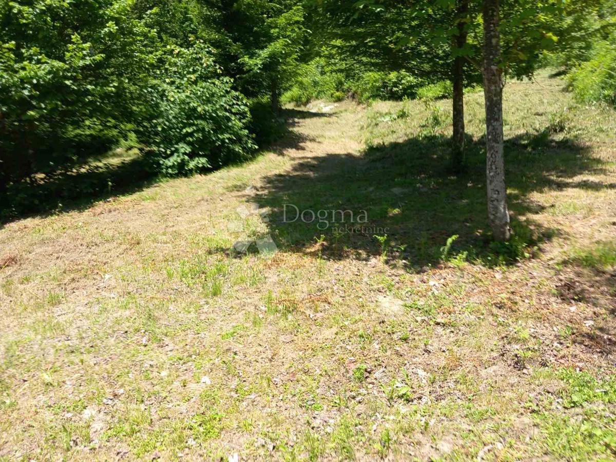 Zazidljivo zemljišče Kamensko, Vrbovsko, 4.259m2