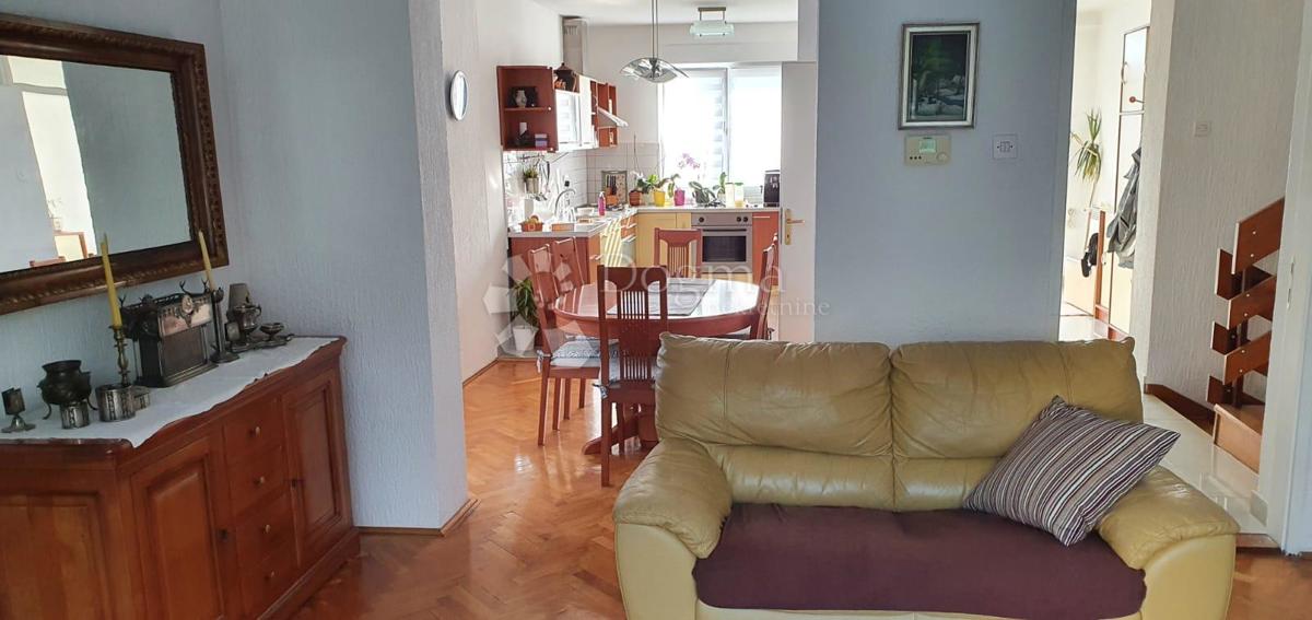 Hiša Centar, Bjelovar, 400m2