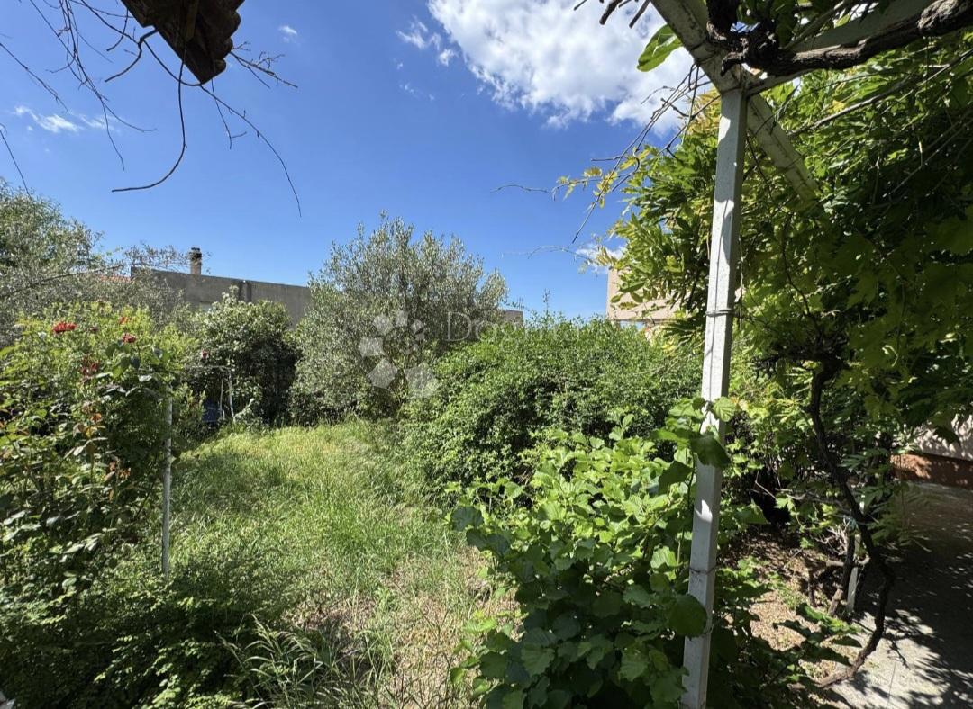 Hiša Kaštel Štafilić, Kaštela, 309,46m2