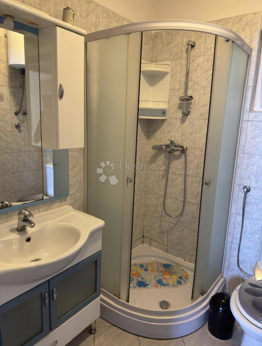 Hiša Kaštel Štafilić, Kaštela, 309,46m2