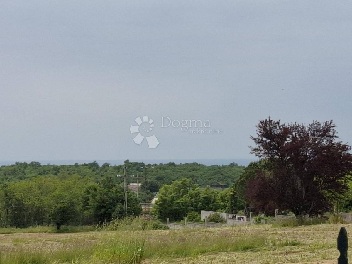Zazidljivo zemljišče Poreč, 2.000m2