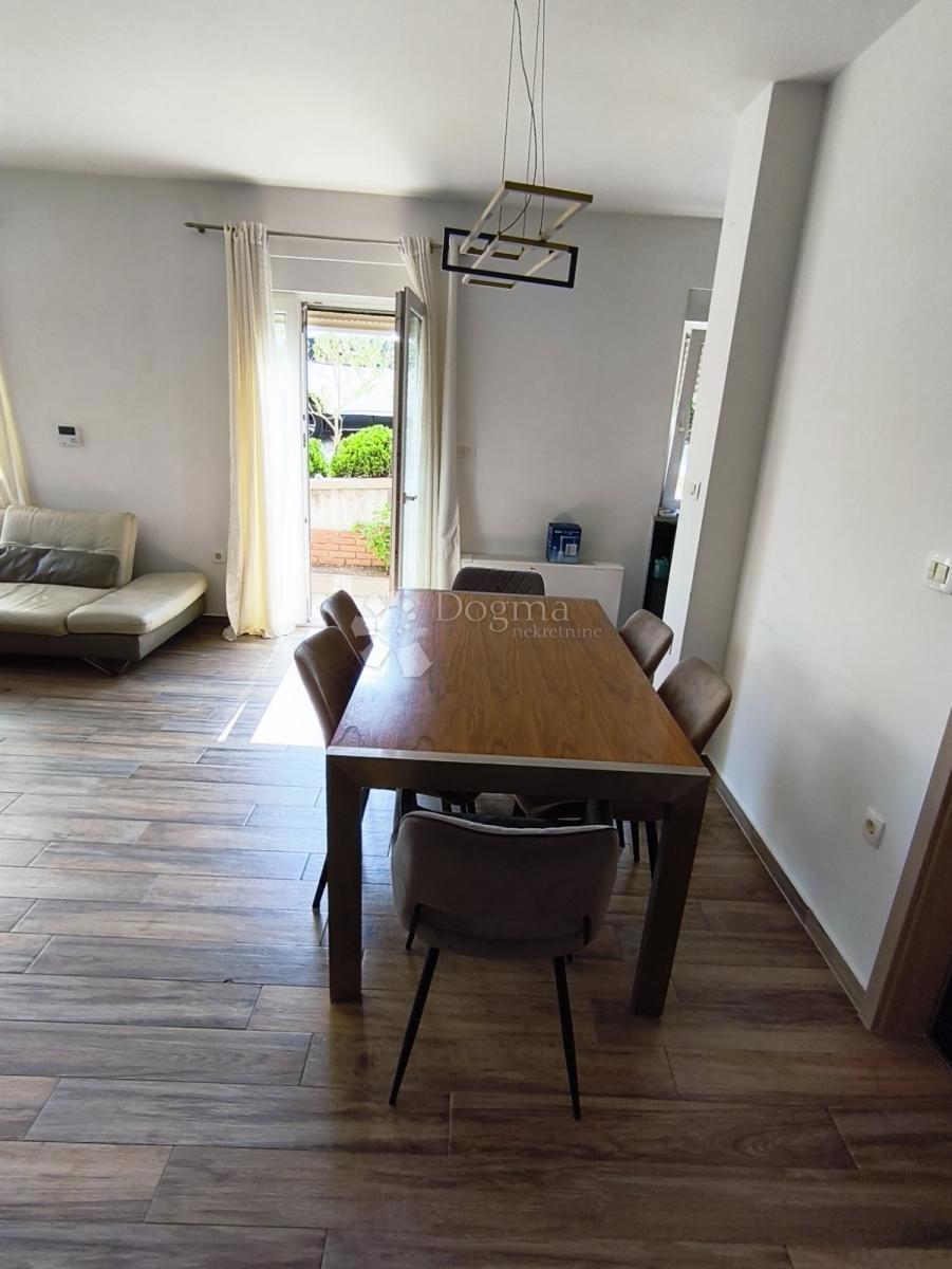 Stanovanje Zamet, Rijeka, 67m2