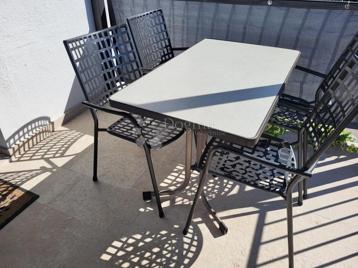 Apartma Crikvenica, 93,98m2