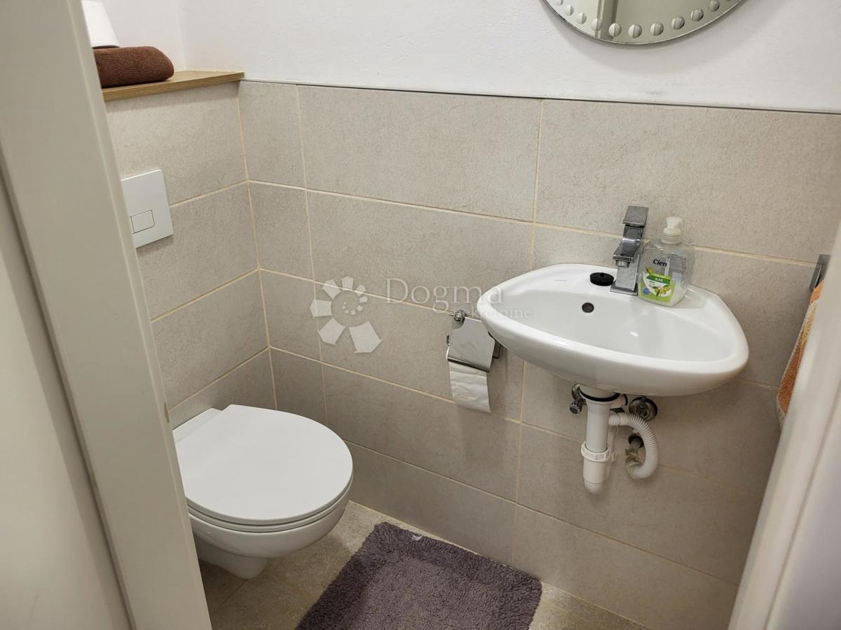 Apartma Crikvenica, 93,98m2