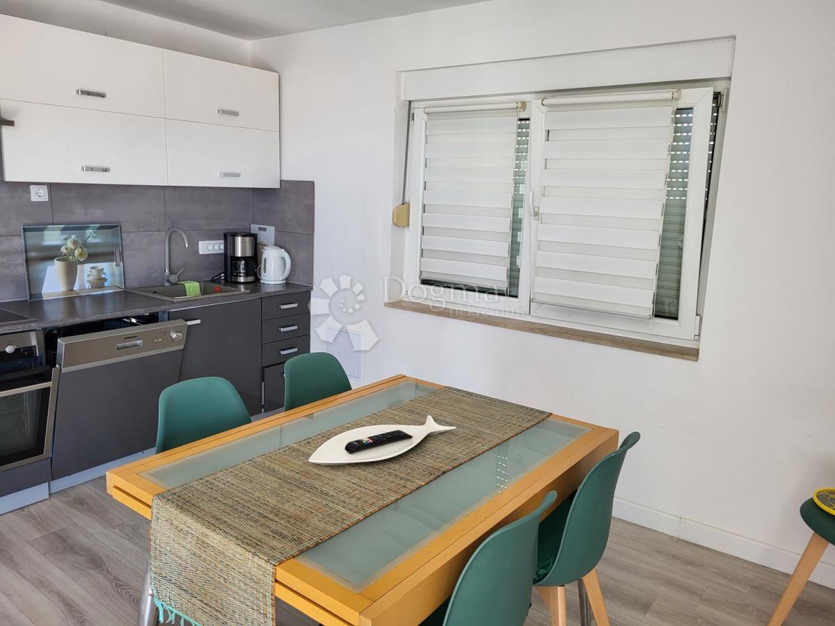 Apartma Crikvenica, 93,98m2