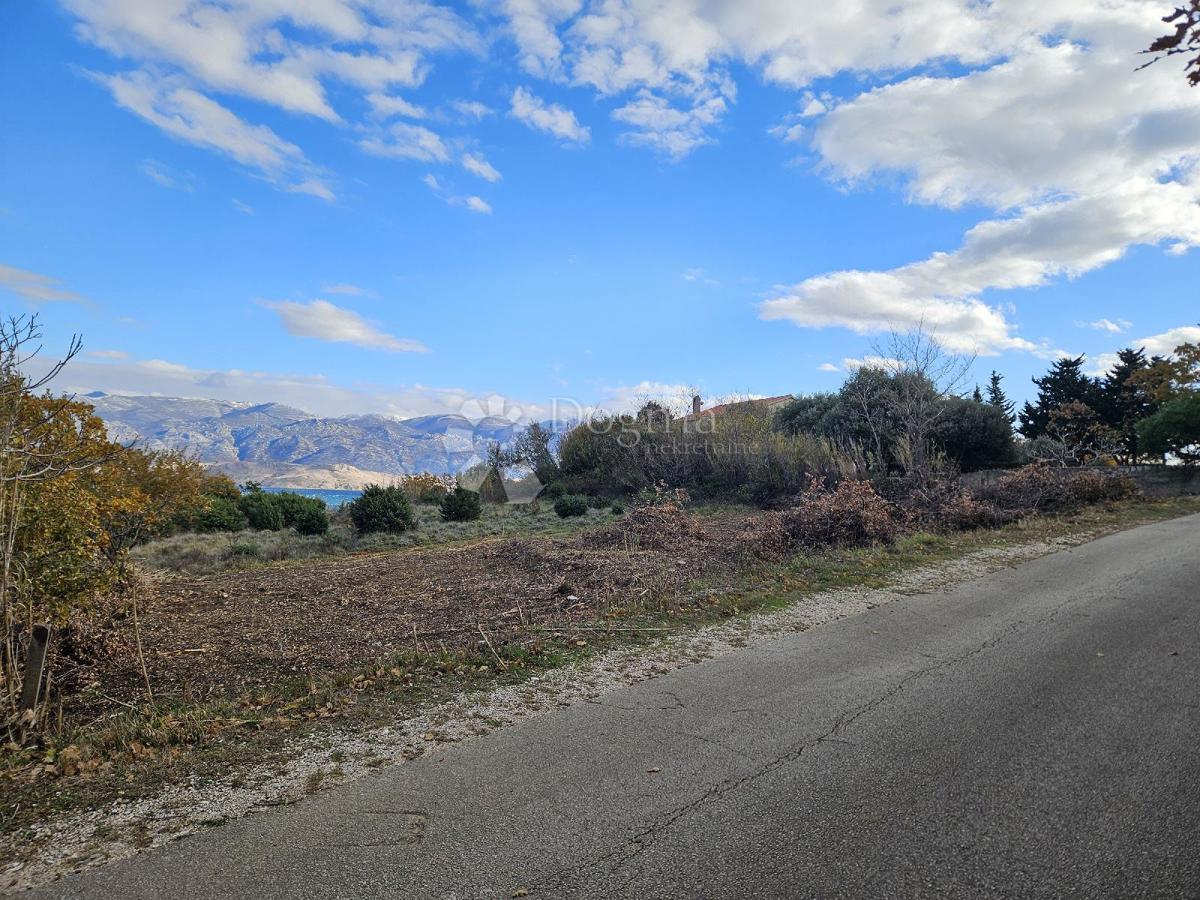 Gradbeno zemljišče Pag - pogled na morje, 250 m do plaže