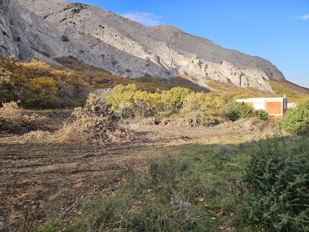 Gradbeno zemljišče Pag - pogled na morje, 250 m do plaže