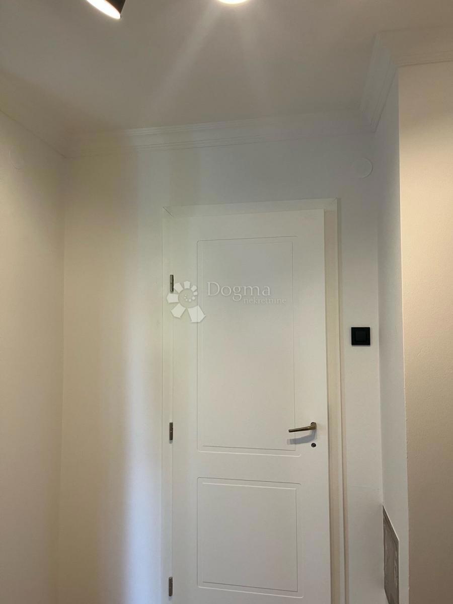 Stanovanje Centar, Velika Gorica, 37m2