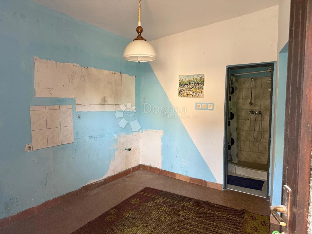 Stanovanje Centar, Pula, 150m2