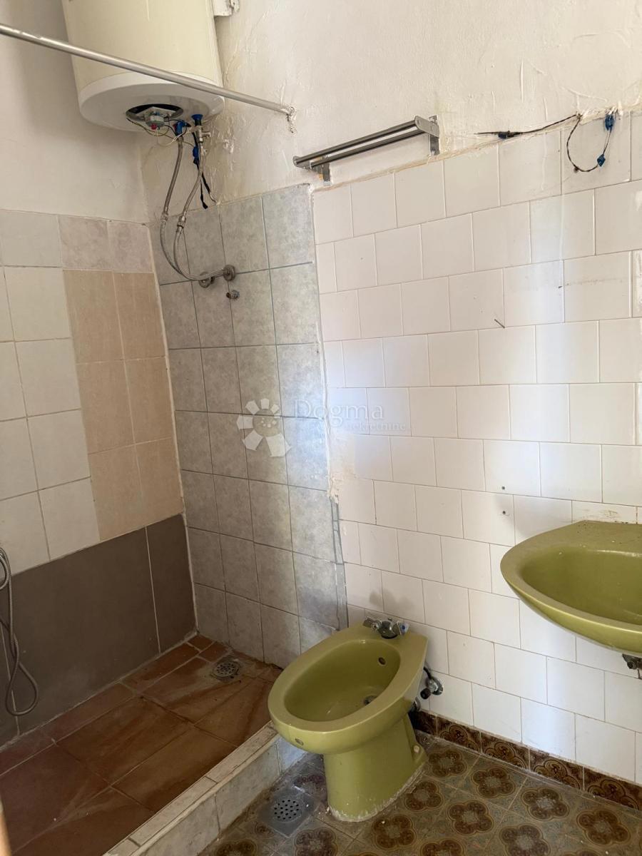 Stanovanje Centar, Pula, 150m2