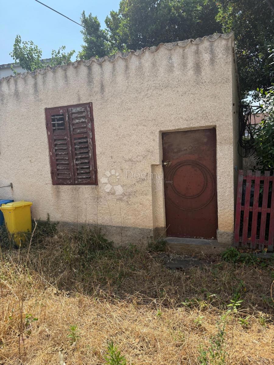 Stanovanje Centar, Pula, 150m2