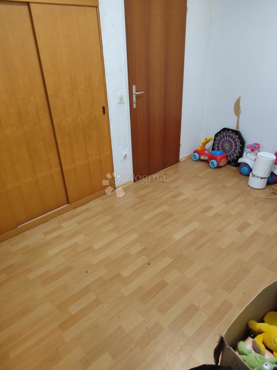 Hiša Pojatno, Zaprešić - Okolica, 156m2