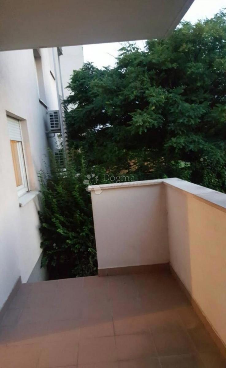 Stanovanje Resnik, Peščenica - Žitnjak, 58,25m2