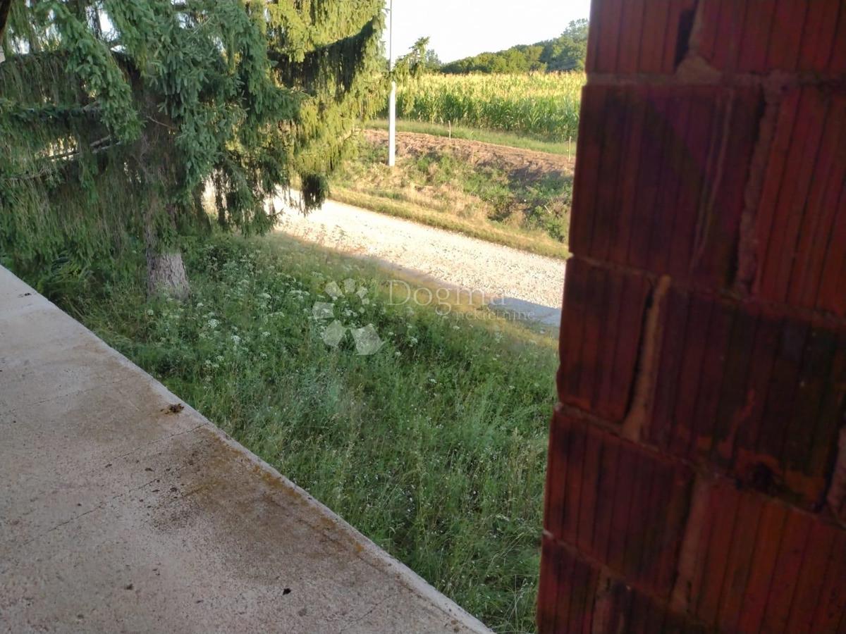 Hiša Gornja Čemernica, Gvozd, 160m2