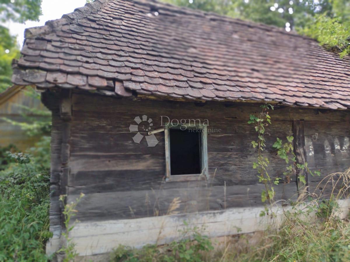 Hiša Gornja Čemernica, Gvozd, 160m2