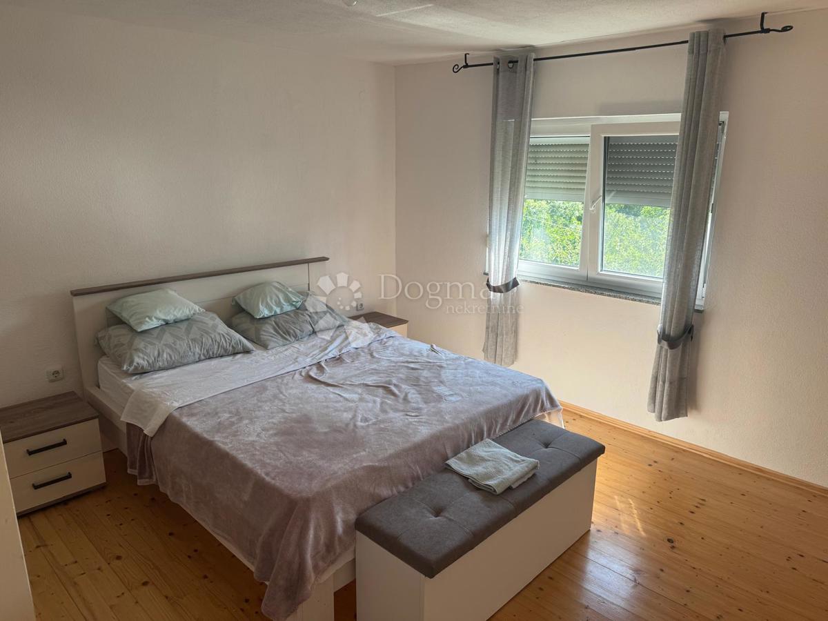 Hiša Konjsko Brdo, Perušić, 90m2
