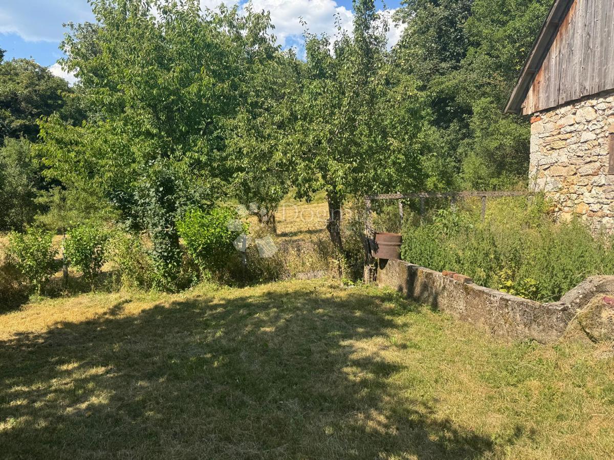 Hiša Konjsko Brdo, Perušić, 90m2