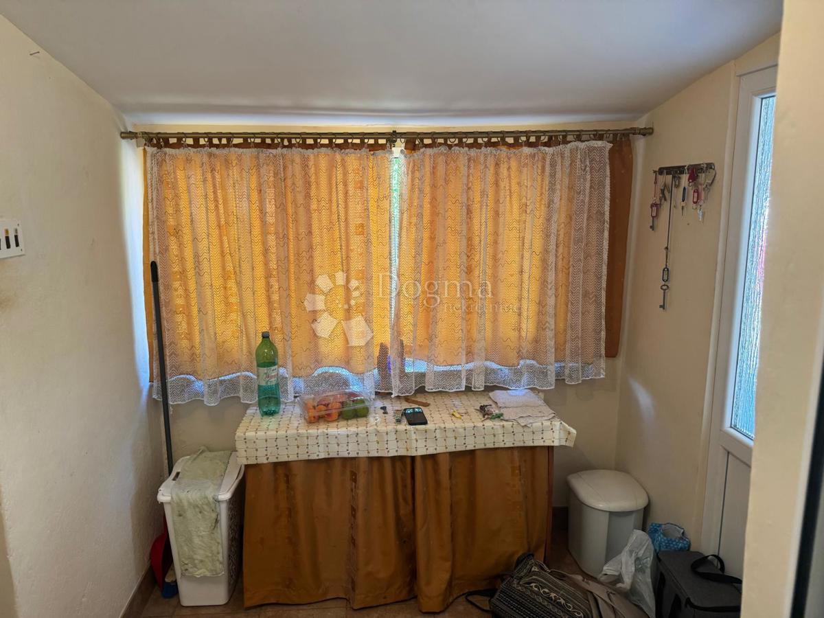 Hiša Konjsko Brdo, Perušić, 90m2