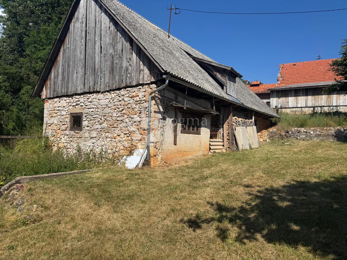 Hiša Konjsko Brdo, Perušić, 90m2
