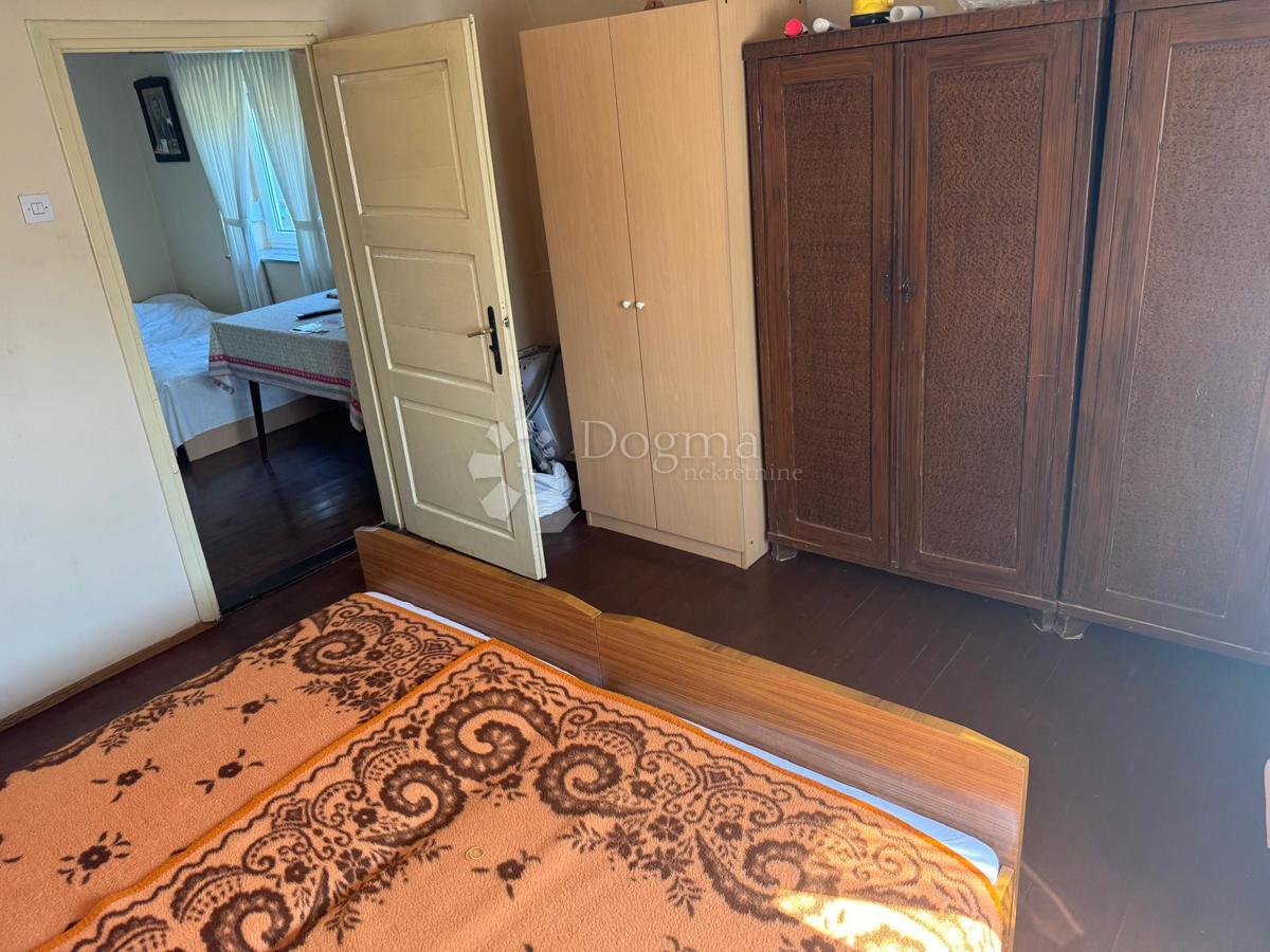 Hiša Konjsko Brdo, Perušić, 90m2